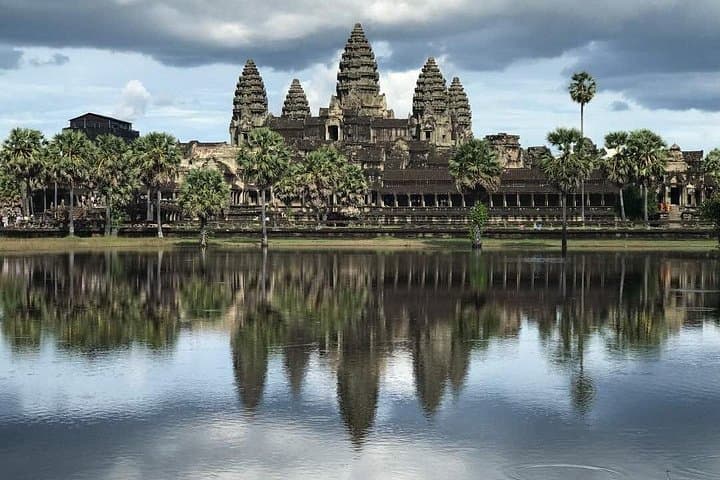 Angkor Wat Private Bike Tour — Beat the Crowds and Cycle the Temples photo 4