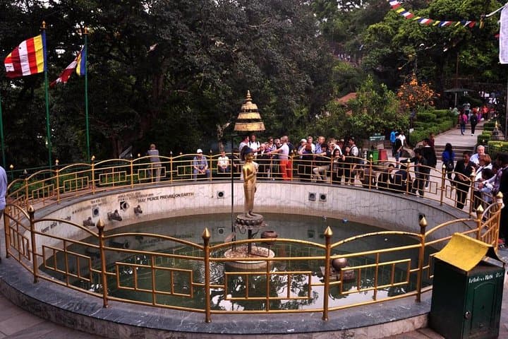 Kathmandu Private Day Tour: Pashupatinath, Boudhanath & Swayambhunath in One Day photo 3
