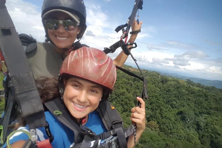 Paragliding Tandem Flight from Jacó — 1,500 ft and Up Over Las Terrazas photo 2