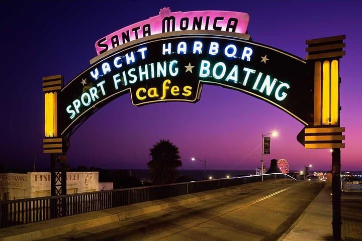 Full-Day Los Angeles Tour from Anaheim — Hollywood, Rodeo Drive & Santa Monica Pier photo 3