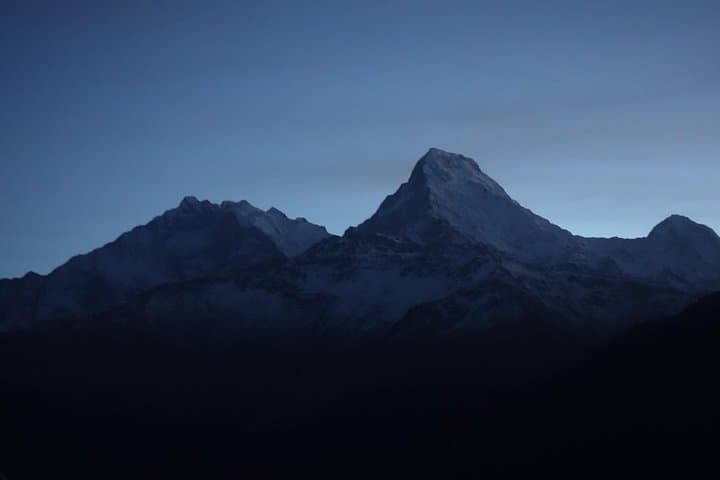 Poon Hill Trek: Sunrise Views Over the Annapurna Range from Pokhara photo 4