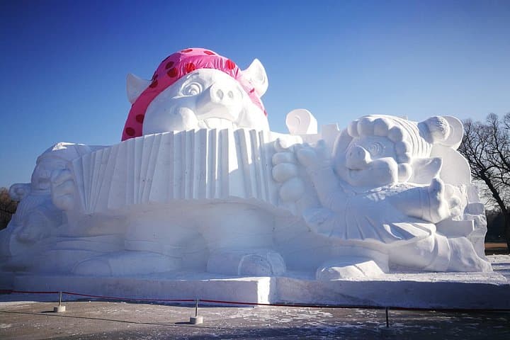 Harbin Ice and Snow Festival Private Day Tour — Sun Island & Ice World photo 4