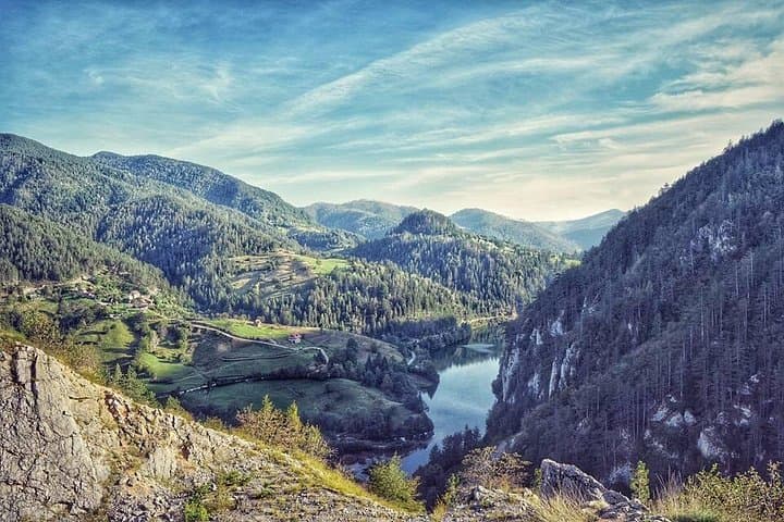 Tara National Park Private Day Tour from Belgrade — Perućac, Drina Canyon & Drvengrad photo 2