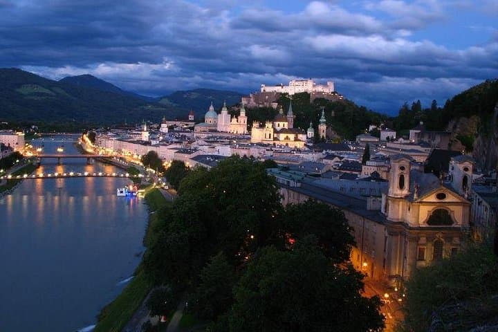Cesky Krumlov to Salzburg Door-to-Door Shared Shuttle — Easy 3‑Hour Transfer photo 1