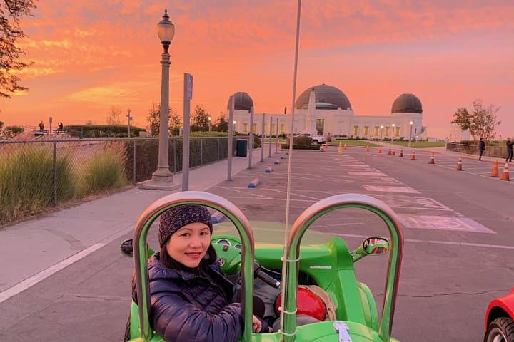 Sunrise Mini-Car Tour to Griffith Observatory & Hollywood Sign with Breakfast