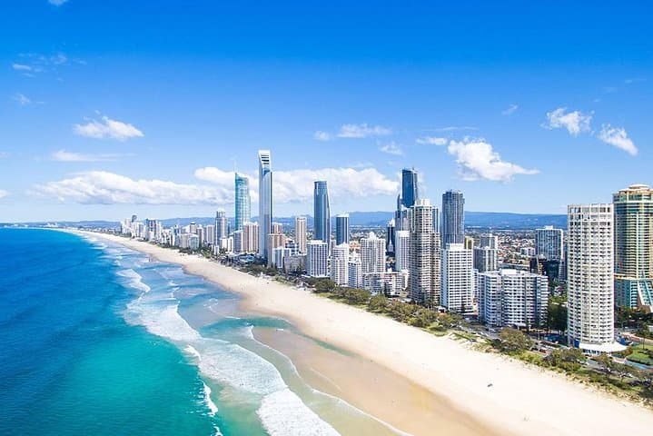 Custom Private Tours Brisbane & Gold Coast — Personalized Full-Day Experiences