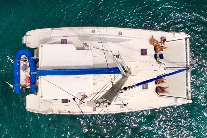 Bridgetown Catamaran Cruise: 5-Hour Snorkel with Turtles & Shipwrecks photo 3