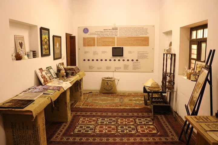 Dubai Middle Eastern Food Trail: Bastakiya to Dubai Creek Culinary Walking Tour photo 3