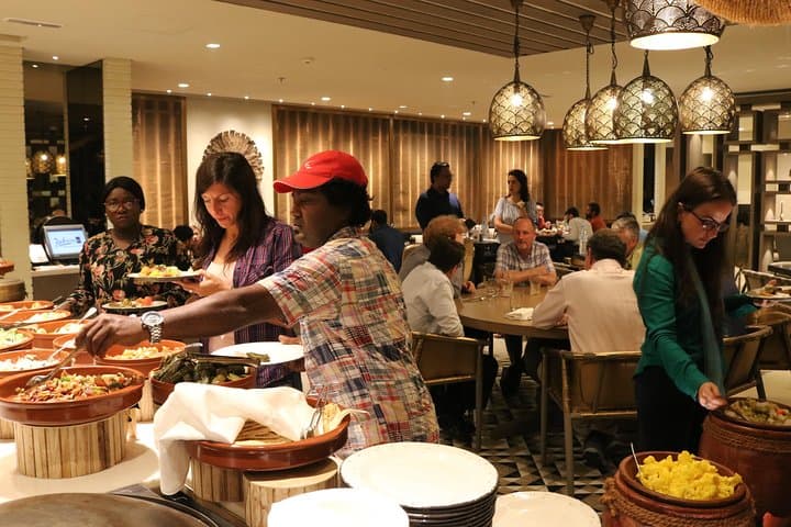 Dubai Middle Eastern Food Trail: Bastakiya to Dubai Creek Culinary Walking Tour