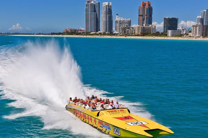 Miami Speedboat Sightseeing Tour from Bayside Marketplace photo 4
