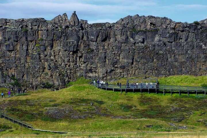 Golden Circle Day Trip from Reykjavik: Geysir, Gullfoss & Fridheimar Greenhouse photo 5