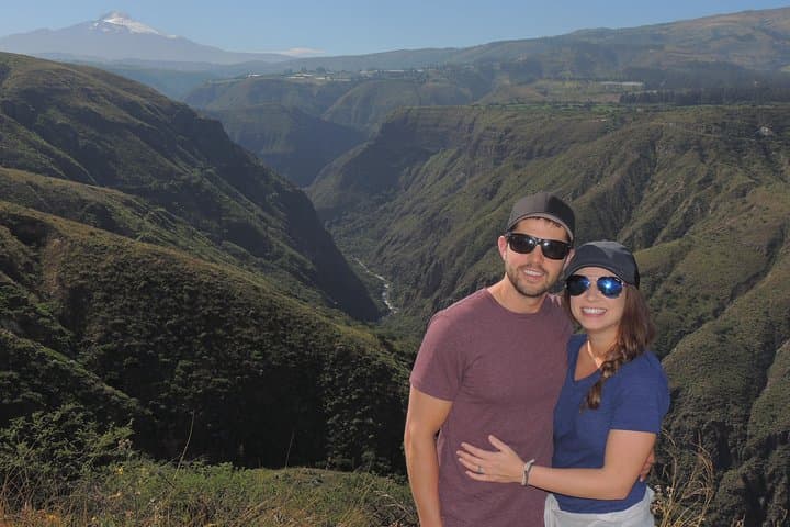 Otavalo Indian Market & Cuicocha Day Tour from Quito: Roses, Markets and Highland Lakes photo 4