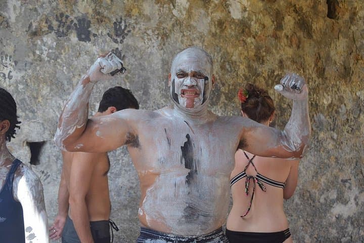 Soufrière Volcanic Tour & Botanical Gardens: Sulphur Springs, Mineral Baths, and Island Flora photo 1