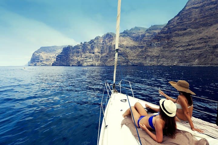 Tenerife Exclusive Sail: Whales & Dolphins Watching from Puerto Colón photo 2