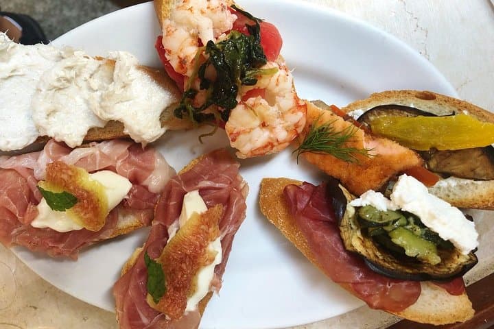 Venice Rialto Market & Cicchetti Semi-Private Food Experience photo 6