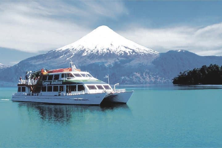Peulla Day-Trip from Puerto Varas: Sail Todos los Santos and Explore Vicente Pérez Rosales