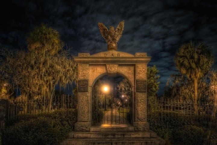 Savannah Beyond Good & Evil Ghost Walking Tour — Colonial Park Cemetery & Historic Squares