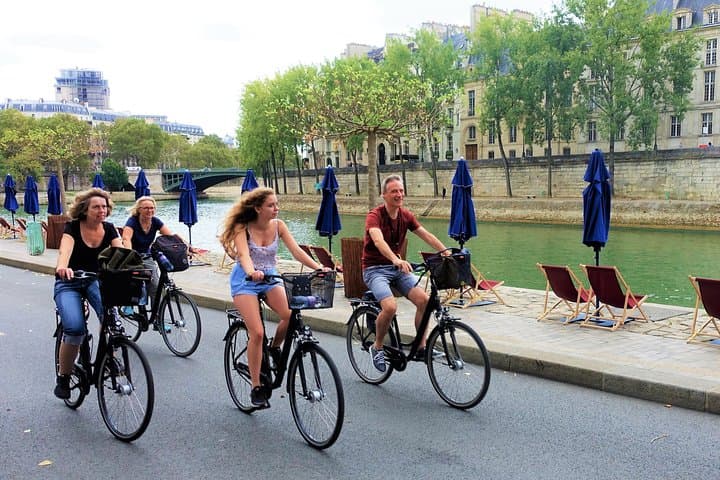 Paris Bike Tour: Explore Saint-Germain, Latin Quarter & Le Marais in 3 Hours photo 2