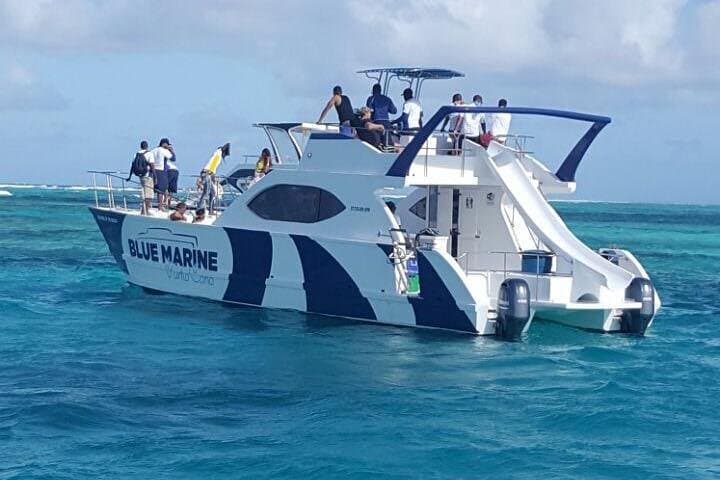 Punta Cana Booze Cruise Party Boat: Half-Day Snorkel & Natural Pool Experience photo 2
