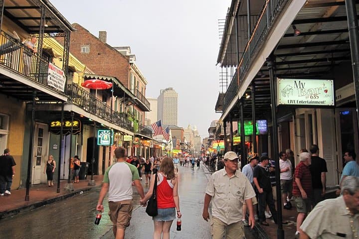 New Orleans City & Barataria Swamp Full-Day Tour: French Quarter, Tombs, and Gators photo 4
