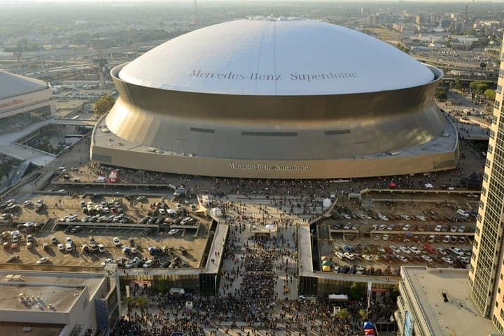 New Orleans City & Barataria Swamp Full-Day Tour: French Quarter, Tombs, and Gators photo 5