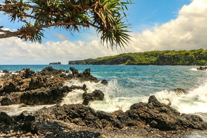 Road to Hana Day Tour: Black Sand Beaches, Waterfalls & Huli Huli Lunch photo 3