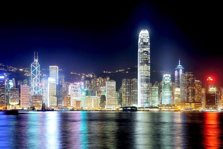 Victoria Harbour Dinner Cruise & Symphony of Lights from Kowloon photo 6