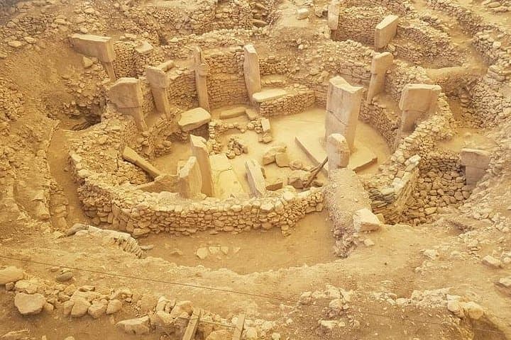 Private Göbeklitepe Tour from Istanbul — Day Trip to Göbekli Tepe Archaeological Site photo 1