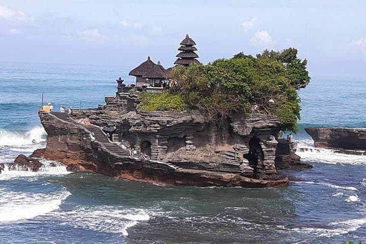 Tanah Lot and Ubud Full-Day Private Tour: Temples, Monkeys & Rice Terraces photo 1
