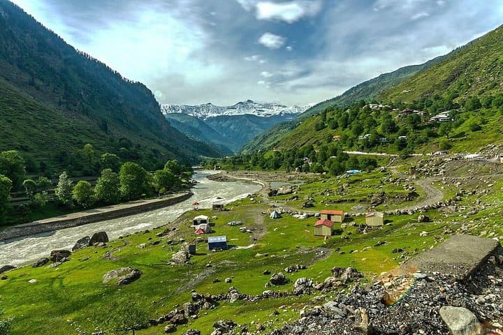 Kaghan Valley: 4-Day Naran, Saif-ul-Muluk & Siri Paye Adventure