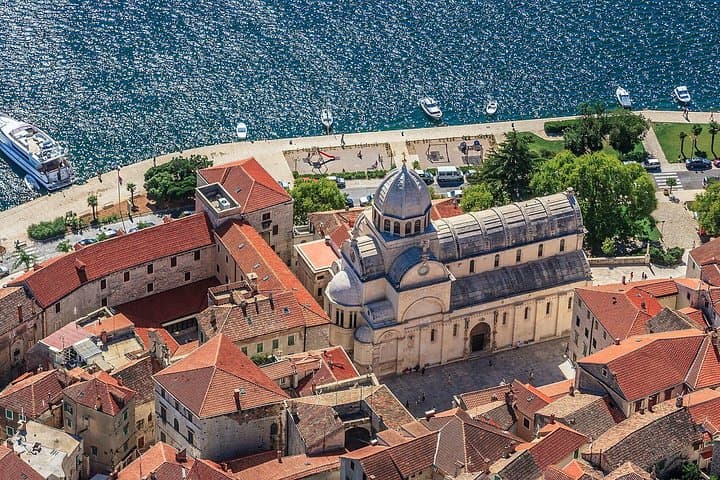 1000 Islands Panoramic Flight Over Kornati & Šibenik — 1.5-Hour Aerial Tour photo 3