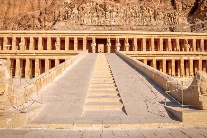 Cairo and Luxor: 4-Night Historical Tour by Flight photo 2