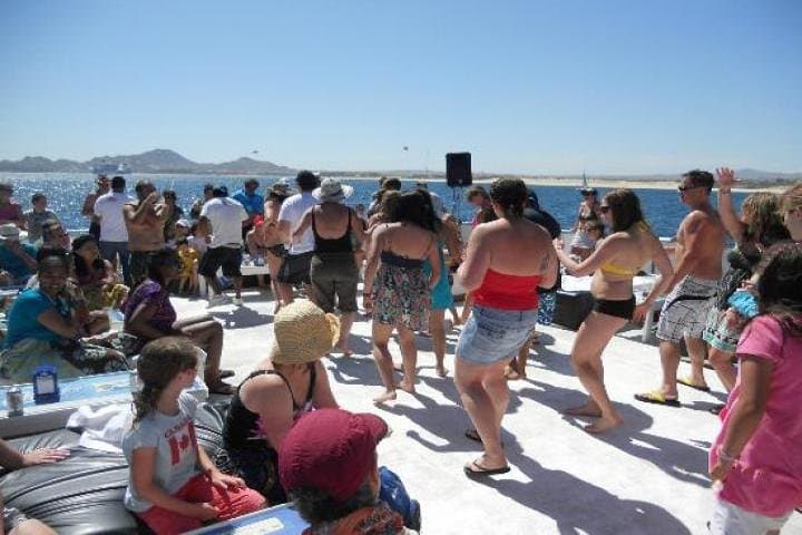 Cabo San Lucas Sunset Dinner Party Cruise with Open Bar at Land's End photo 6