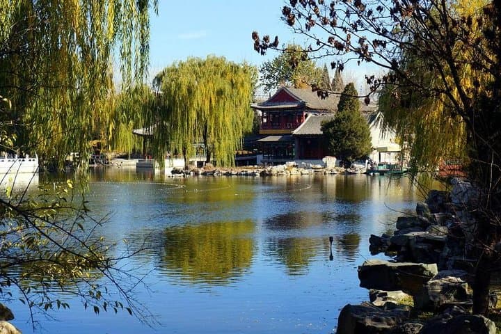 Private Day Tour: Shanghai Grand View Garden & Sheshan Scenic Area photo 1