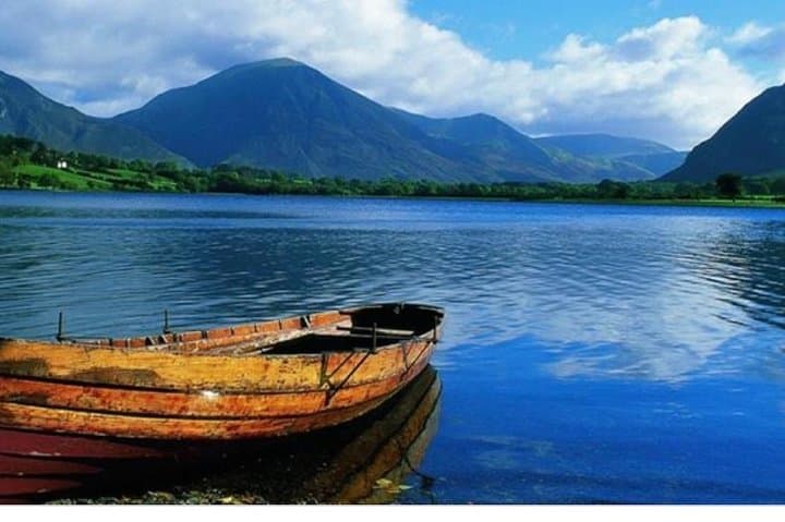 Explore the Stunning Lake District: A Full-Day 8-Hour Scenic Tour