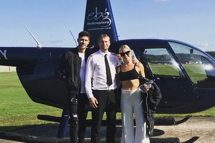 London Helicopter Tour: 35-Minute Sightseeing Flight from Redhill Aerodrome photo 2