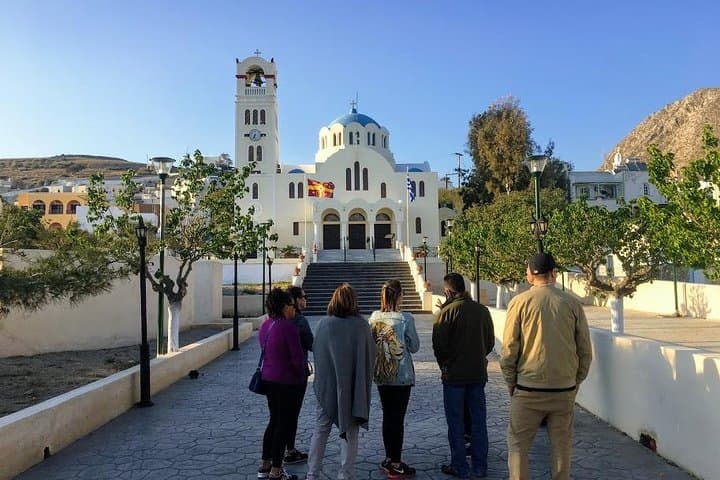Santorini Private Highlights Full-Day Tour — Oia, Akrotiri & Black Beaches photo 2