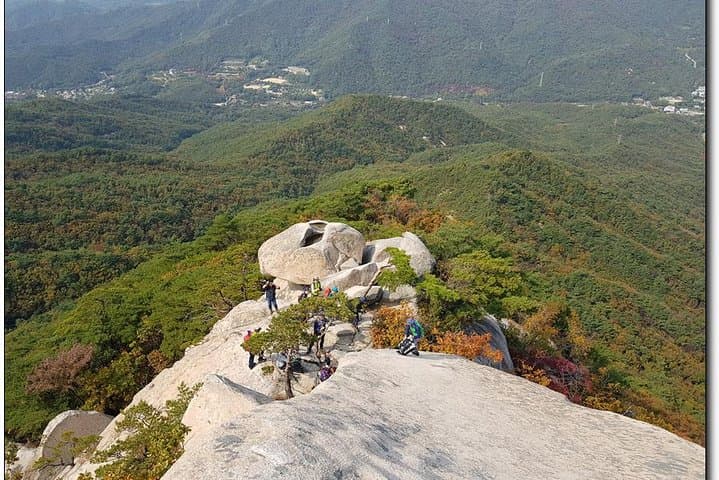 Hidden Wall Trail Hike to Baegundae Peak | Mt Bukhansan National Park, Seoul photo 3