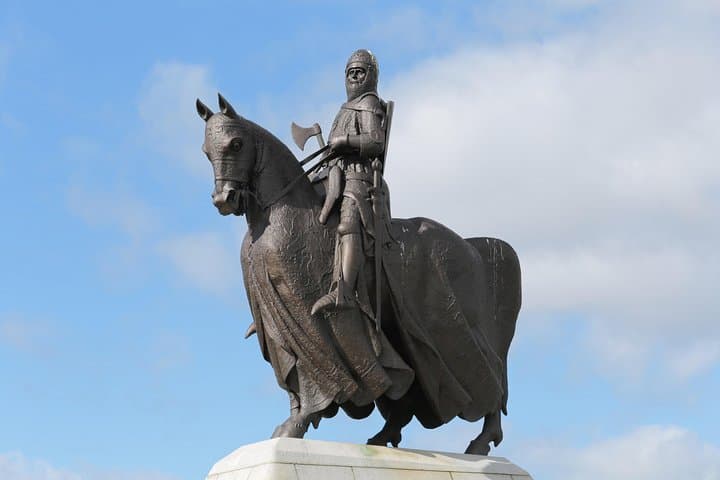 Private Bannockburn & Stirling Castle Tour from Glasgow — Historical Day Trip photo 2