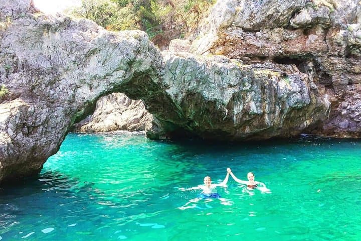 Private Amalfi Coast Boat Excursion from Positano: Swim, Caves & Amalfi Stop