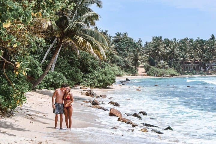 Sri Lanka in 7 Days: Cultural Triangle, Tea Country & Coastal Wildlife photo 2