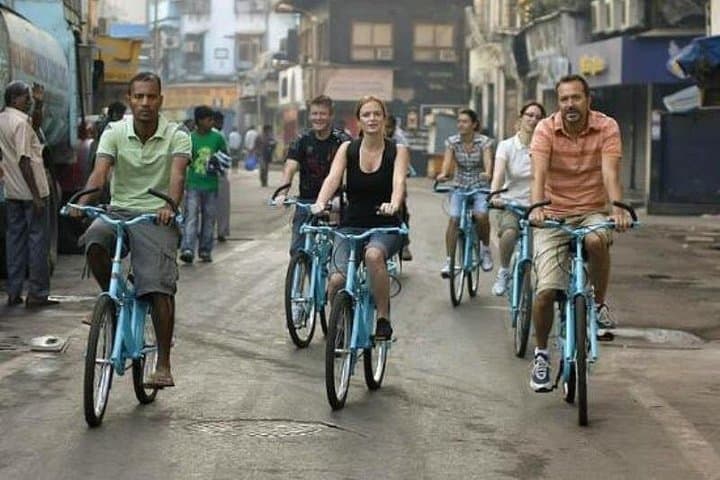 Early Morning Mumbai Bicycle Tour: Colaba to Marine Drive photo 1