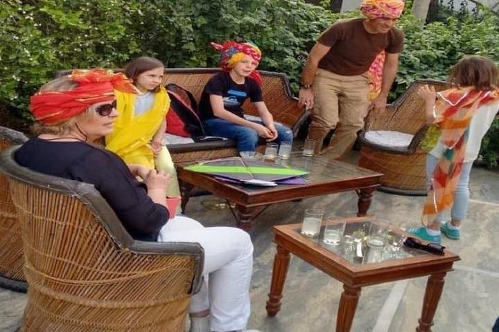Kite Flying and Turban Tying at Dera Mandawa — Jaipur Terrace Experience