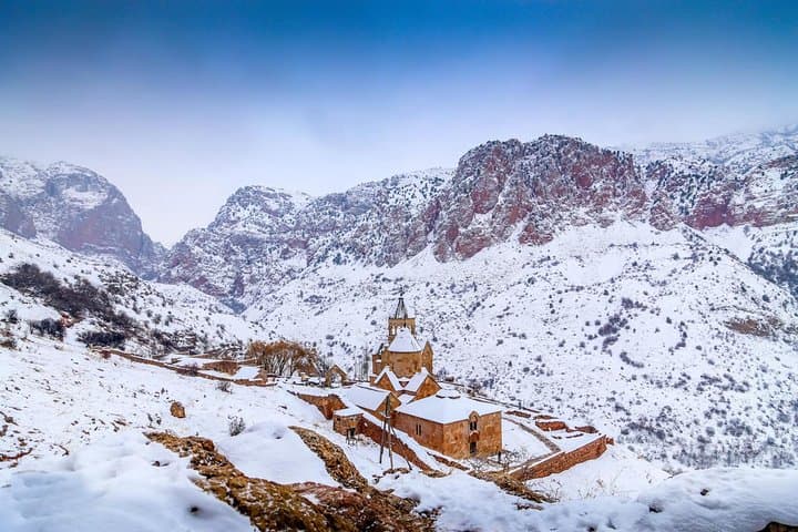 4-Day Winter Package from Yerevan: Sevan, Tsaghkadzor, Noravank & Jermuk