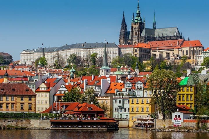 Half-Day Prague Private Car Tour: Old Town, Jewish Quarter & Prague Castle photo 1