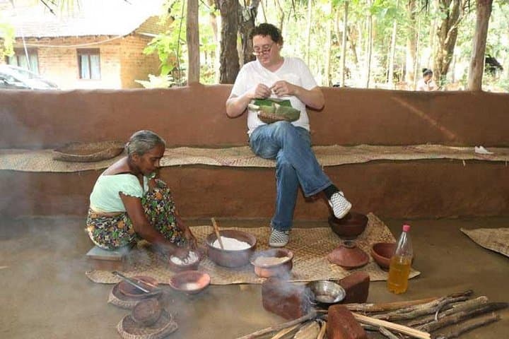 Sigiriya, Dambulla & Hiriwadunna: Full-Day Climb, Boat Ride and Village Cooking Class photo 2