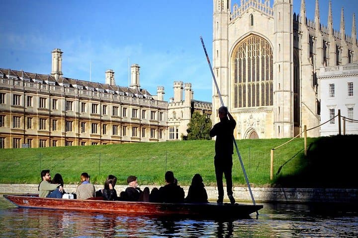 Private Chauffeur Punt Tour on the River Cam, Cambridge Colleges by Boat
