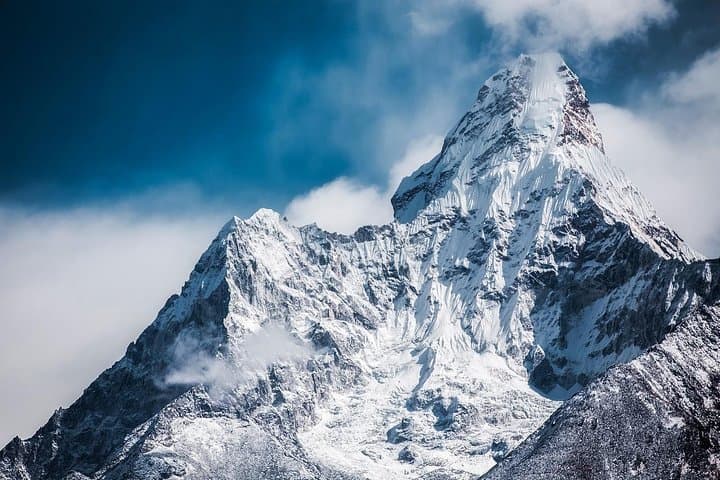 Heli-Return Everest Base Camp Trek — Fly-In Fly-Out Lukla to Kala Patthar