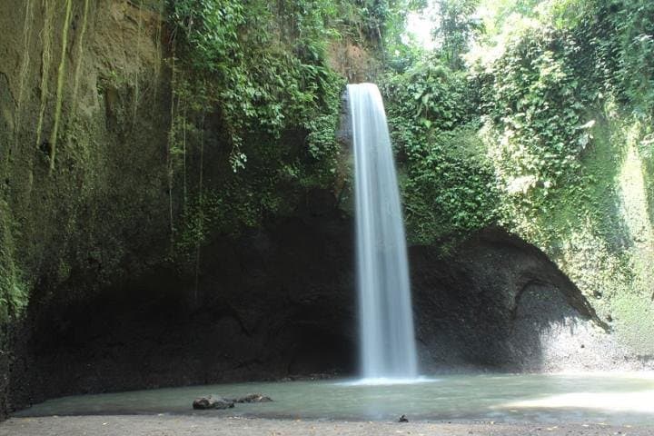 Central Bali's Twin Falls: Tibumana & Kanto Lampo — Waterfalls, Dance and Ubud's Sacred Circuit