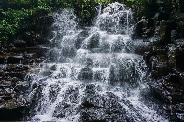 Central Bali's Twin Falls: Tibumana & Kanto Lampo — Waterfalls, Dance and Ubud's Sacred Circuit photo 2